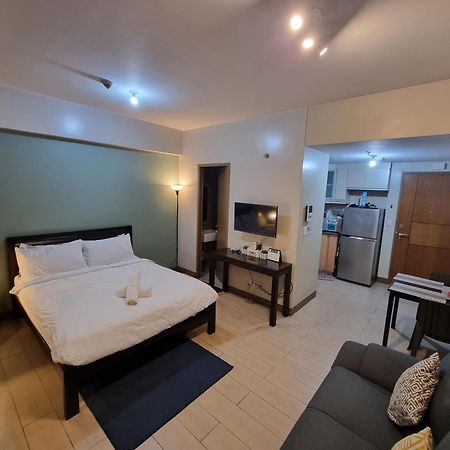 Palm Tree Condos Near Mnl Airport Terminal 3 By Elr Manila Exterior foto