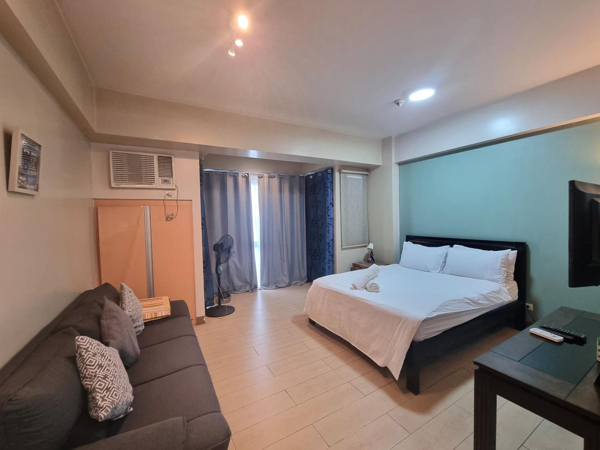 Palm Tree Condos Near Mnl Airport Terminal 3 By Elr Manila Exterior foto