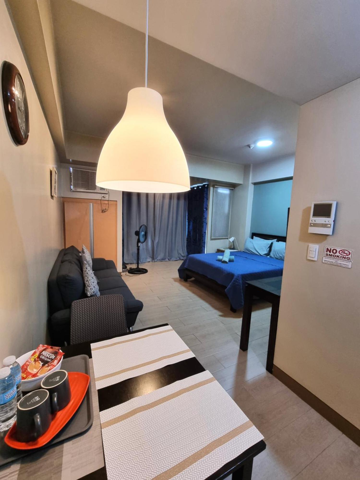 Palm Tree Condos Near Mnl Airport Terminal 3 By Elr Manila Exterior foto